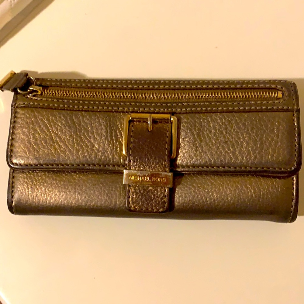 Authentic leather Michael Kors wallet